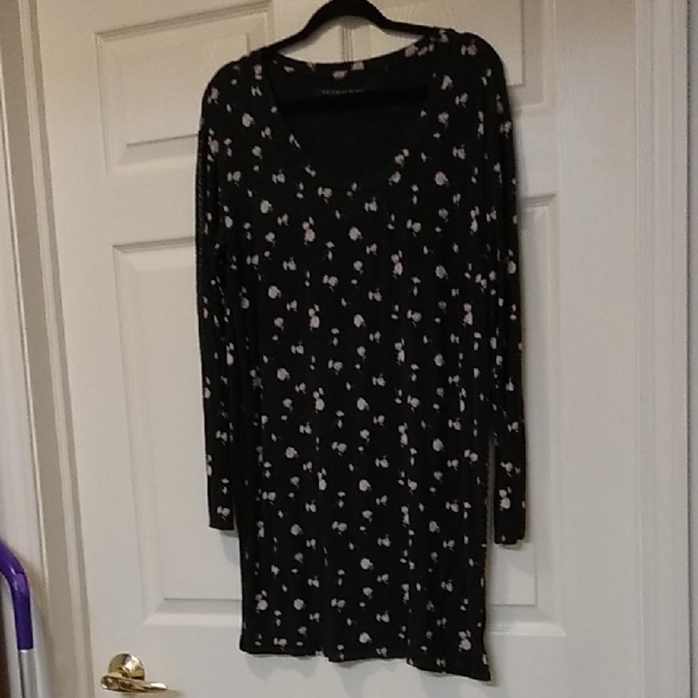 VS Nightgown (M)